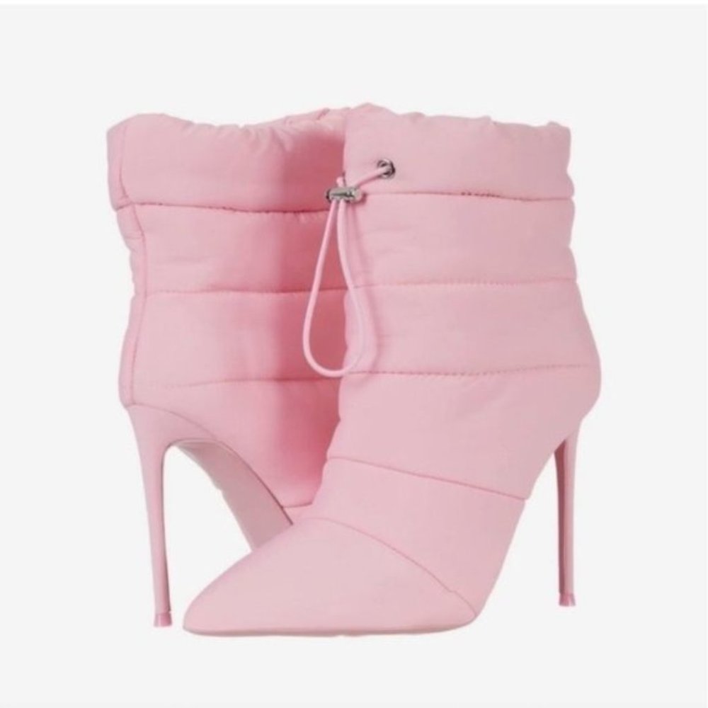 Steve Madden Cloak Bootie in Pink